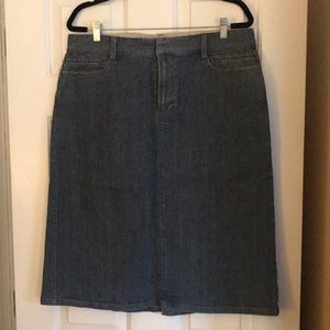 Gap knee length denim skirt - size 16